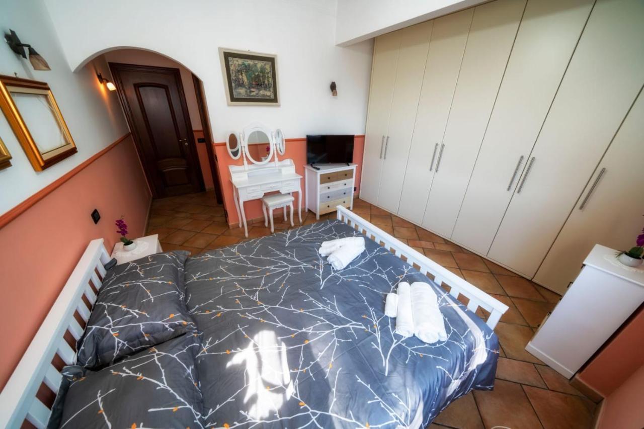 Affittacamere Le Palme Ospedaletti Luaran gambar